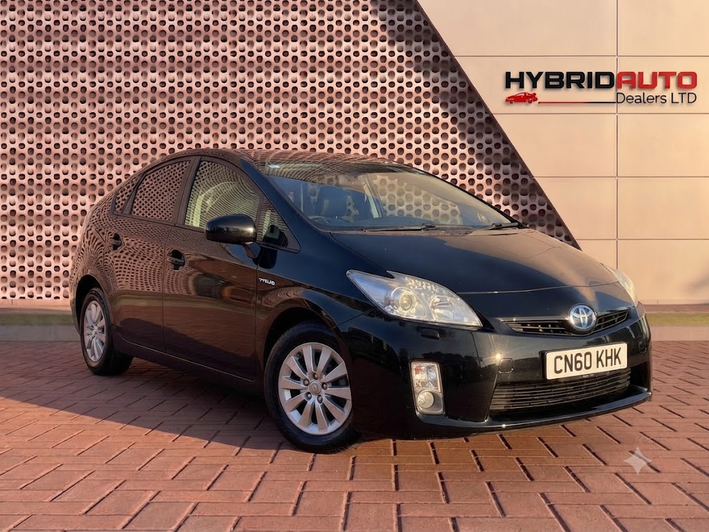 2011 Toyota Prius (Hybrid, Very Good Condition)