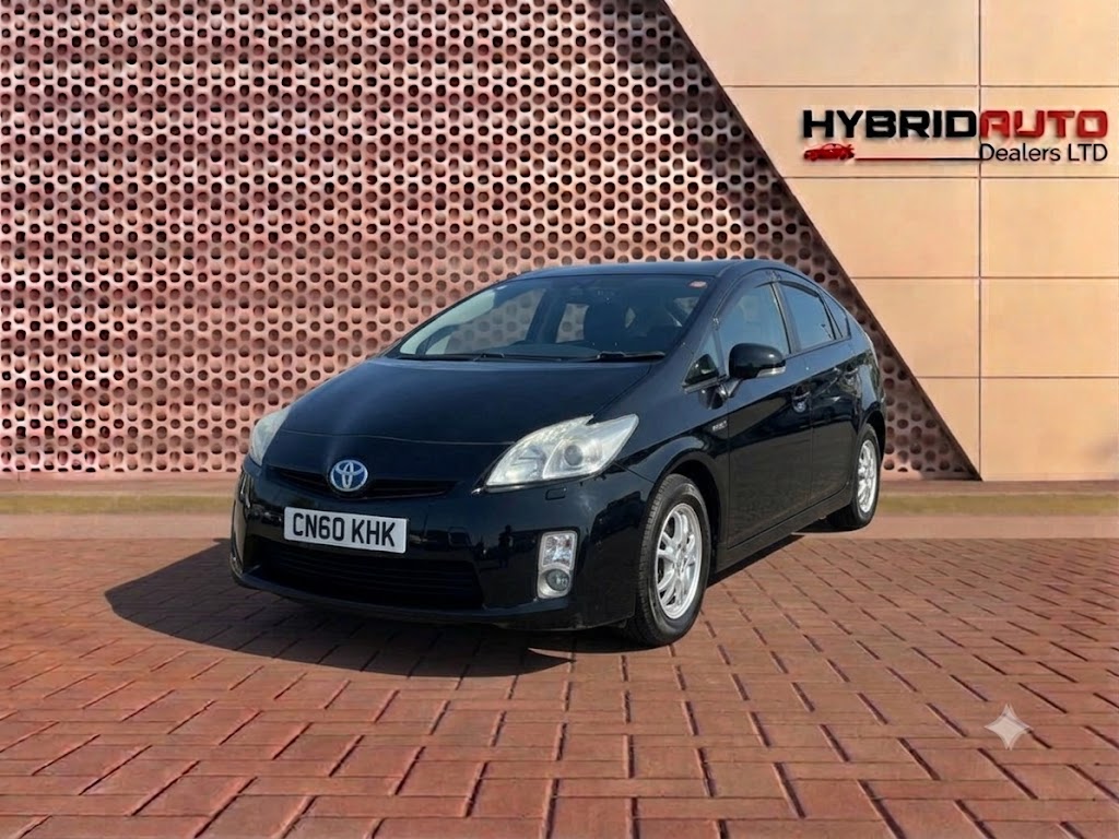 2011 Toyota Prius (Hybrid, Very Good Condition) view 5