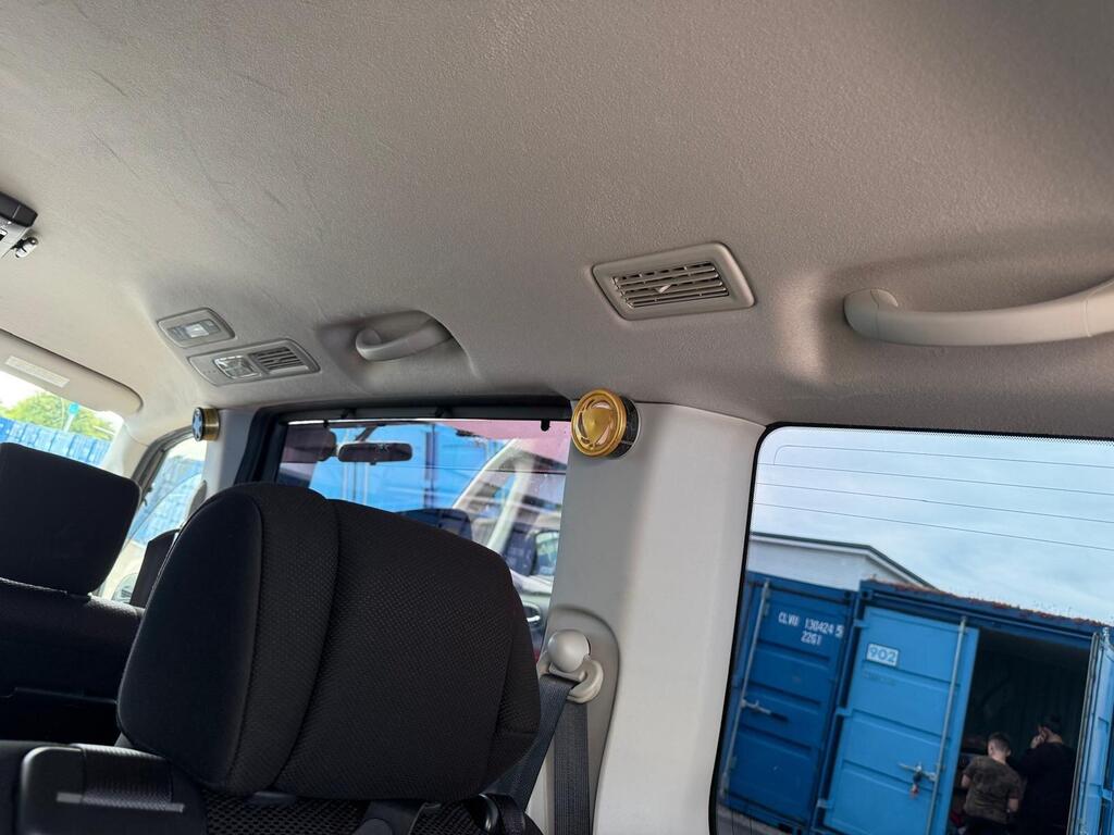 2013 Nissan Serena VIP view 17