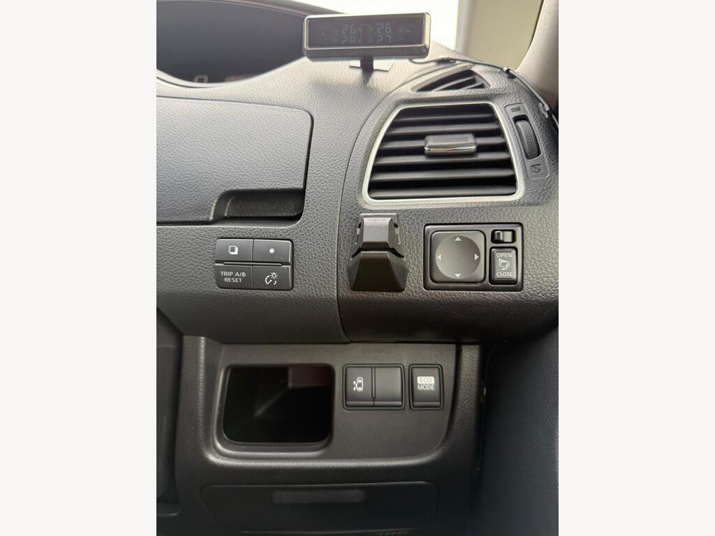 2013 Nissan Serena VIP view 20
