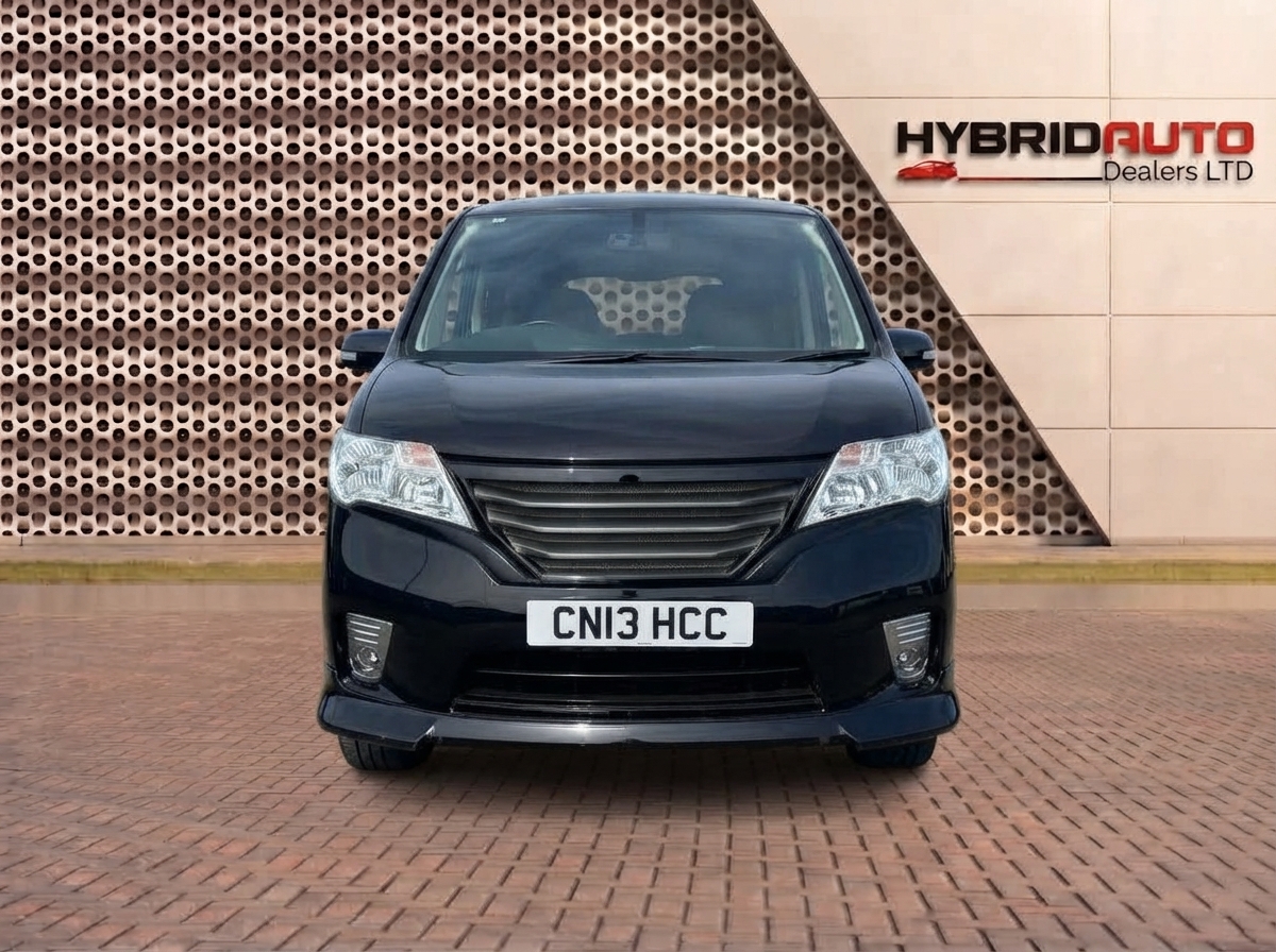 2013 Nissan Serena VIP view 2