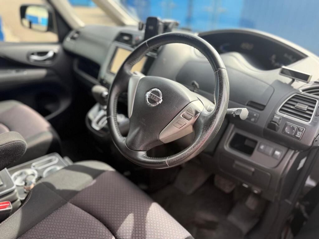 2013 Nissan Serena VIP view 11