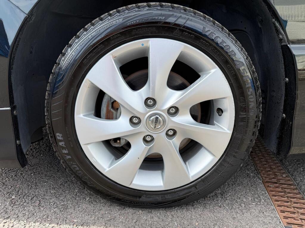 2013 Nissan Serena VIP view 18