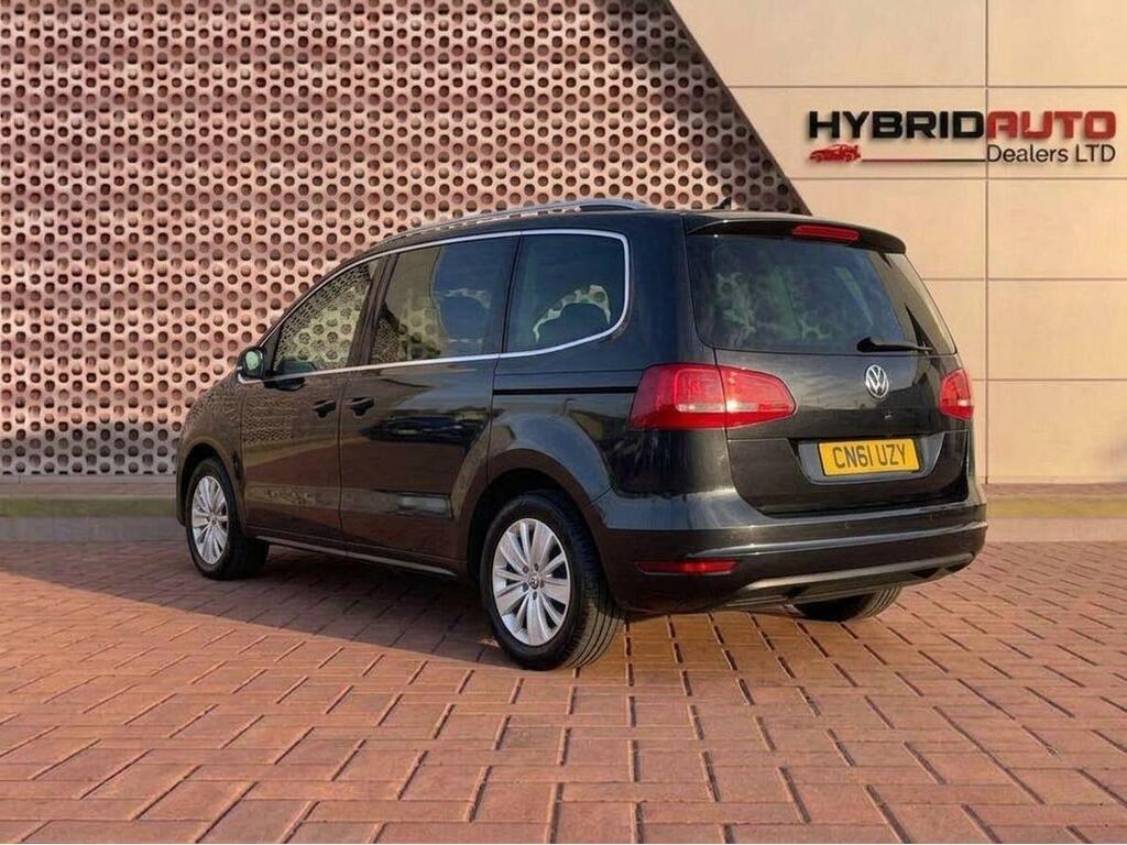 2011 Volkswagen Sharan view 4