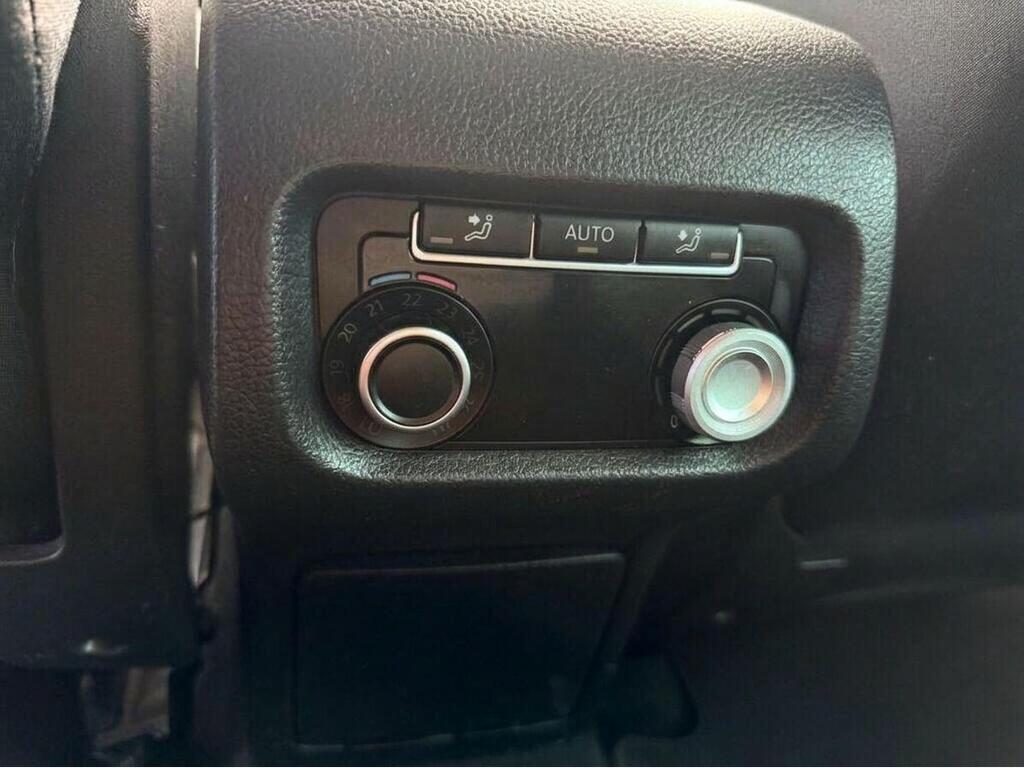 2011 Volkswagen Sharan view 10
