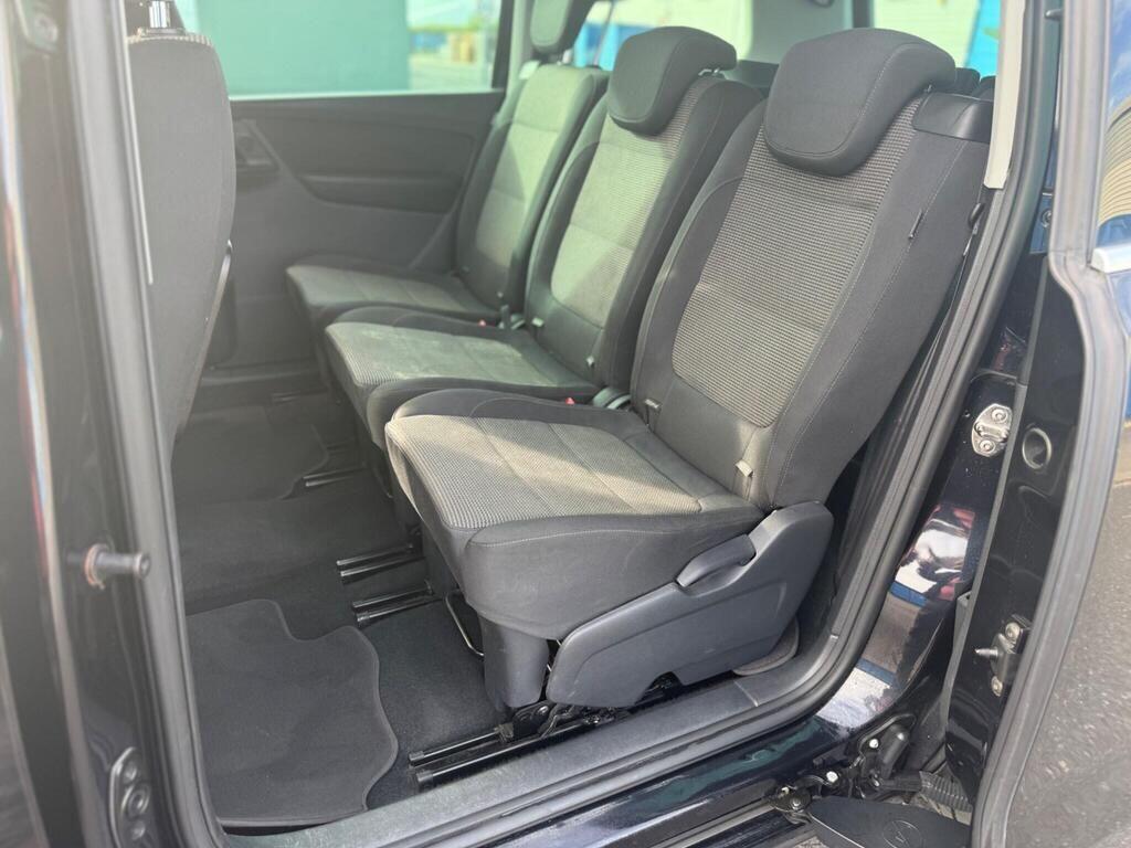 2011 Volkswagen Sharan view 13