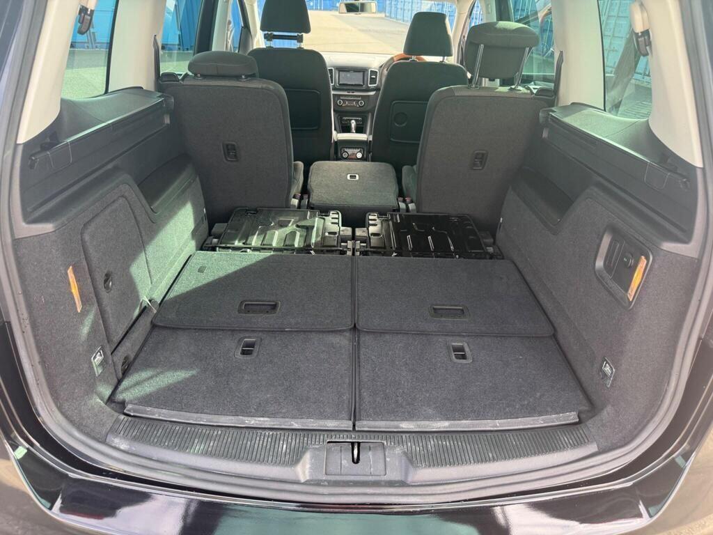 2011 Volkswagen Sharan view 17