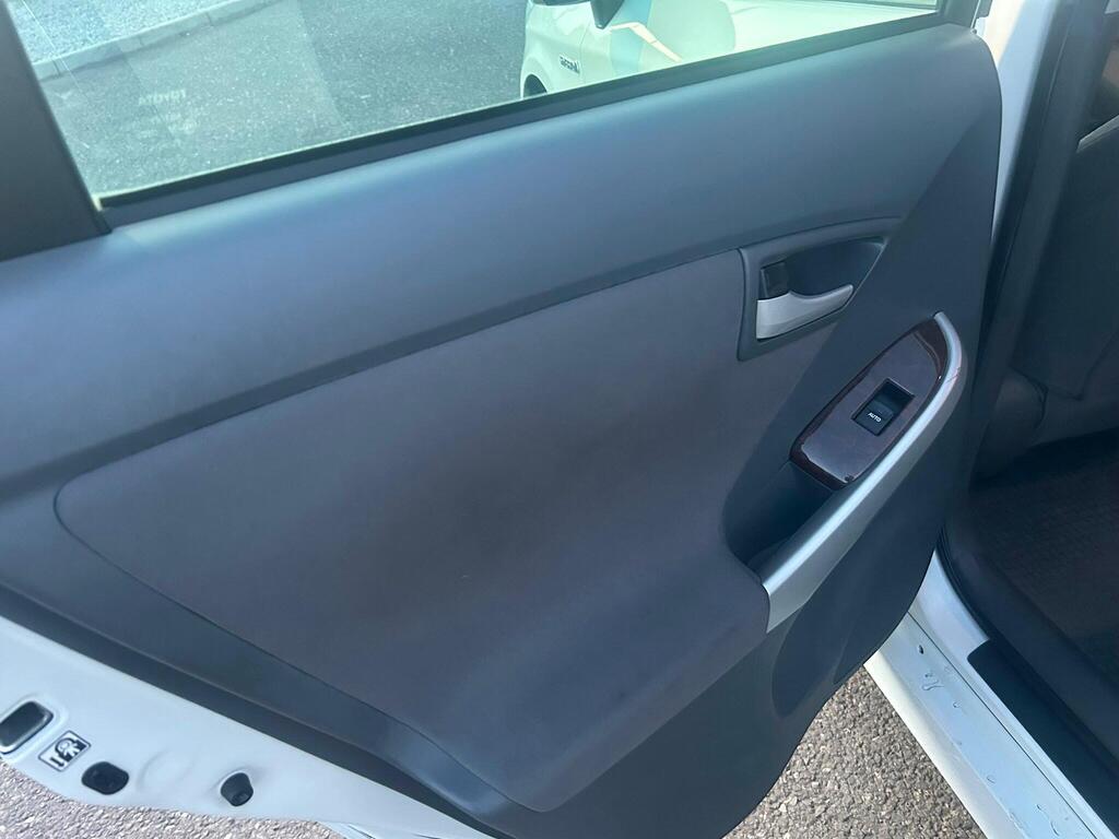 2011 Toyota Prius (2nd listing) view 3