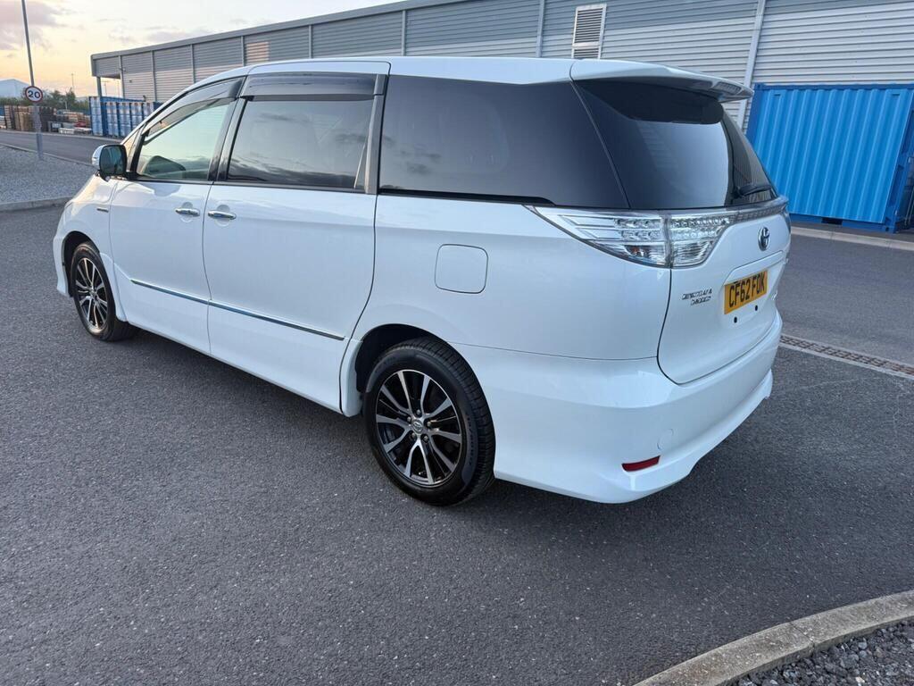 2012 Toyota Estima view 5