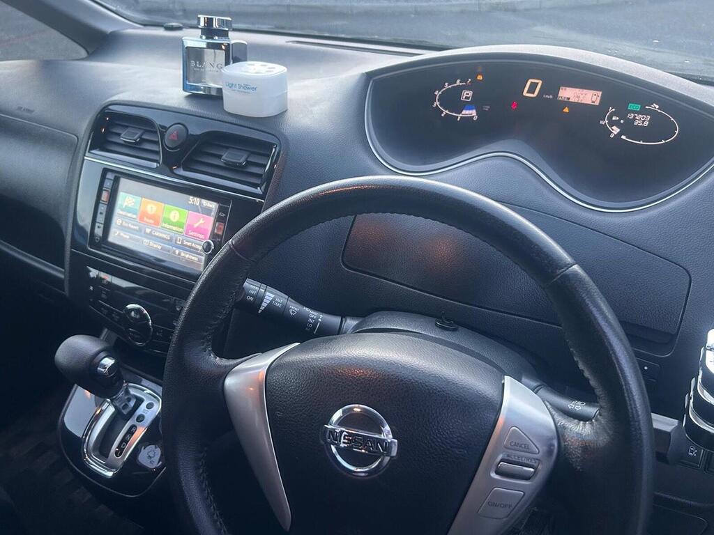 2013 Nissan Serena view 6