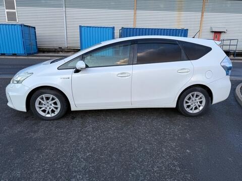 Toyota Prius+ (2013, MPV, 7 seats) view 4