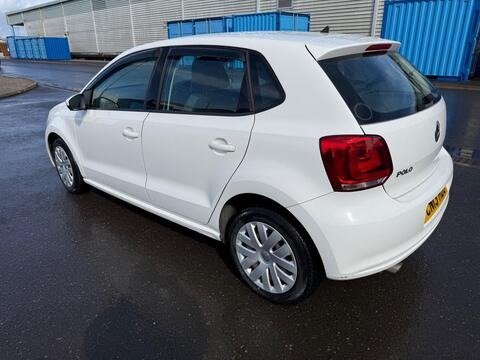 Volkswagen Polo view 2