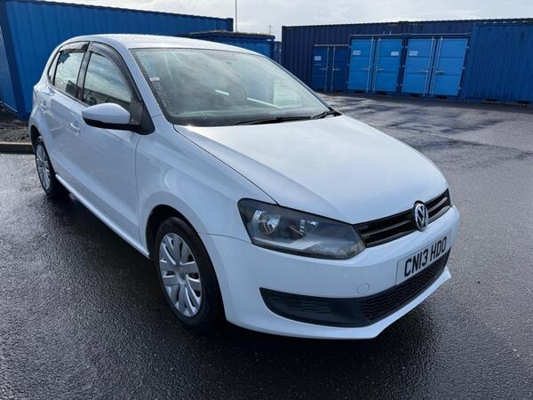 Volkswagen Polo view 5