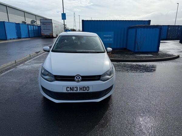 Volkswagen Polo view 8