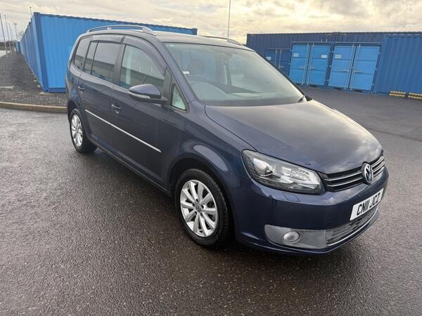 Volkswagen Touran 1.4 TSI view 6