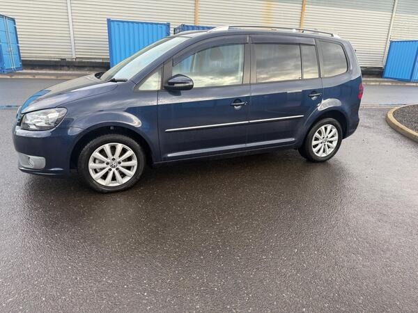 Volkswagen Touran 1.4 TSI view 7