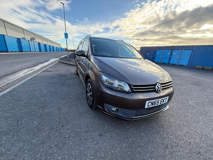 Volkswagen Touran (2015, 65 reg) view 7