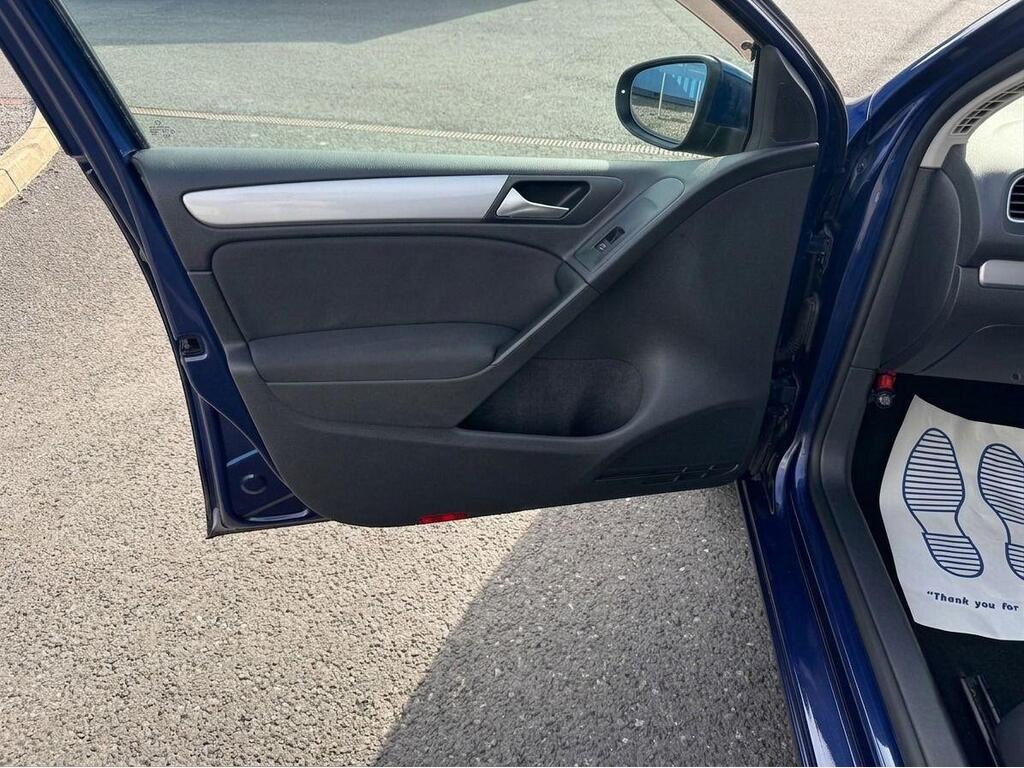 Volkswagen Golf 2012 view 24