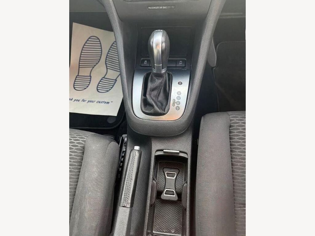Volkswagen Golf 2012 view 11