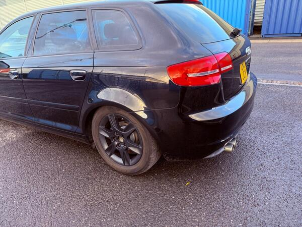 Audi A3 view 4