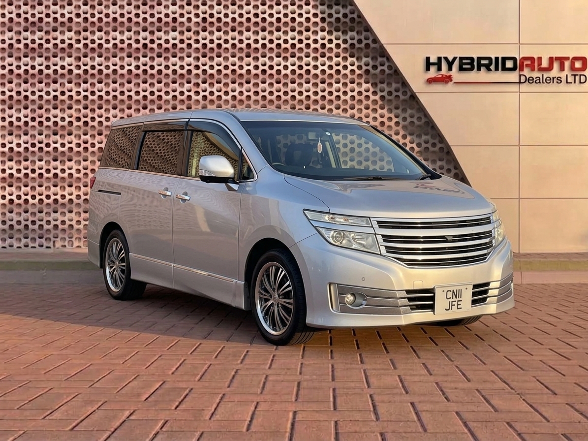 Nissan Elgrand 2011