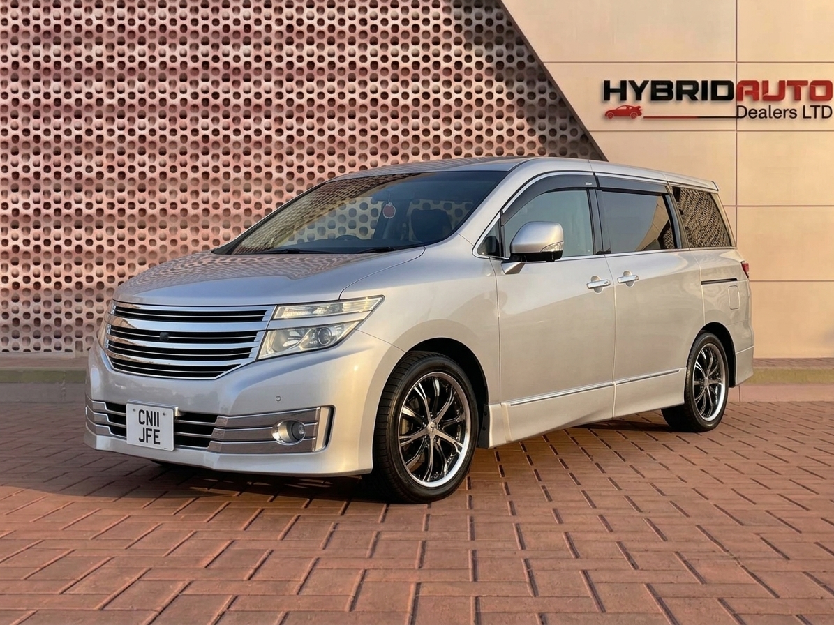 Nissan Elgrand 2011 view 8