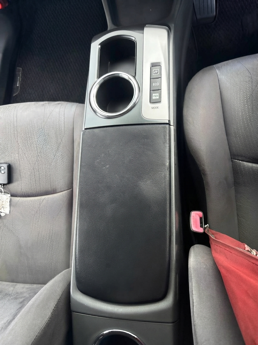 Toyota Prius 2012 view 12