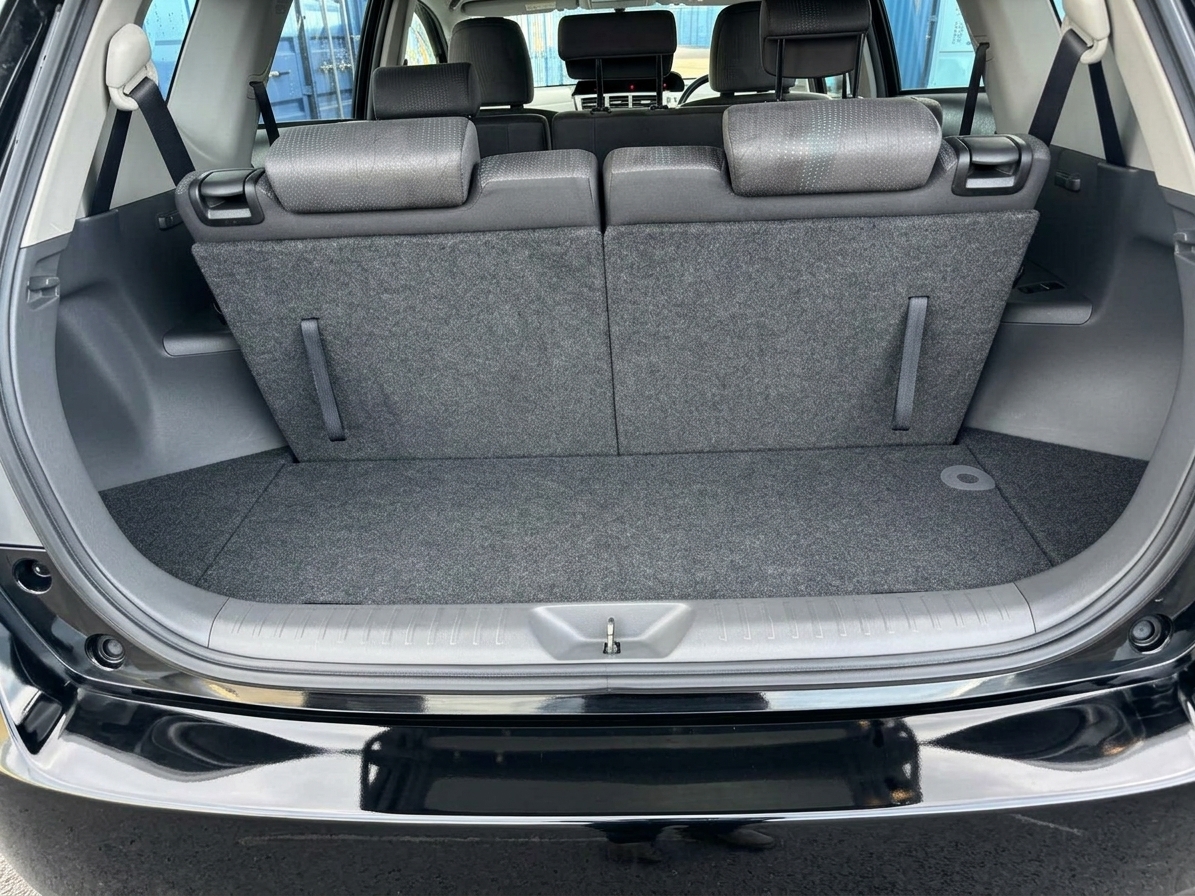 Toyota Prius 2012 view 14