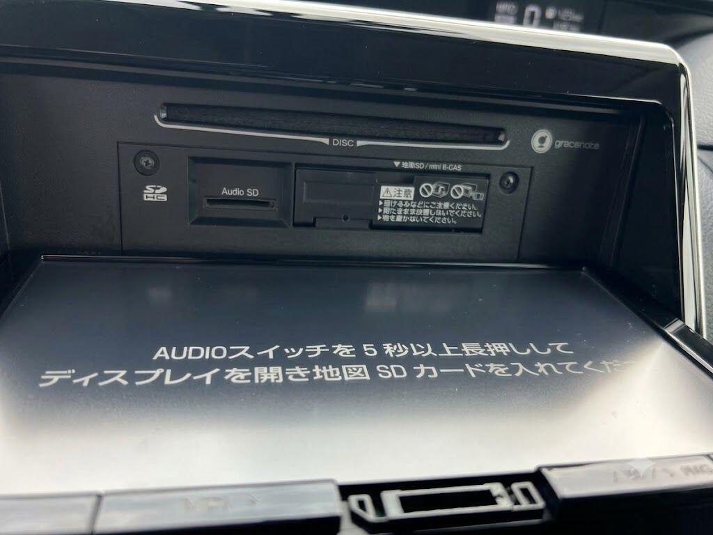 Toyota Noah 2014 view 12
